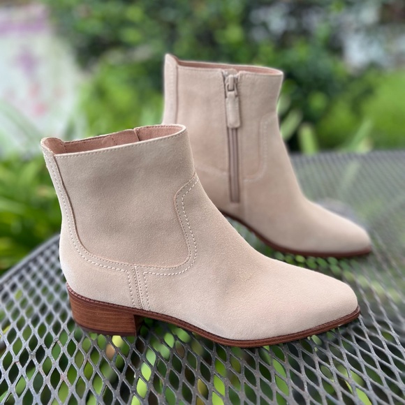 Cole Haan Cream Suede Naia Western Ankle Booties Women’s Size 7 New! - Picture 3 of 10